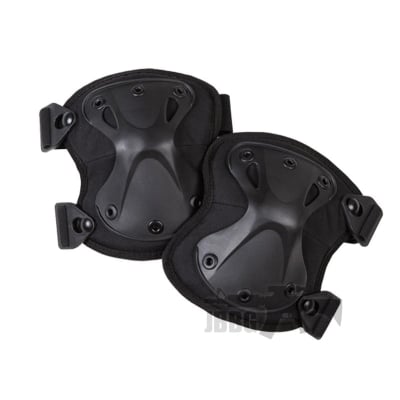 black nee pads 33