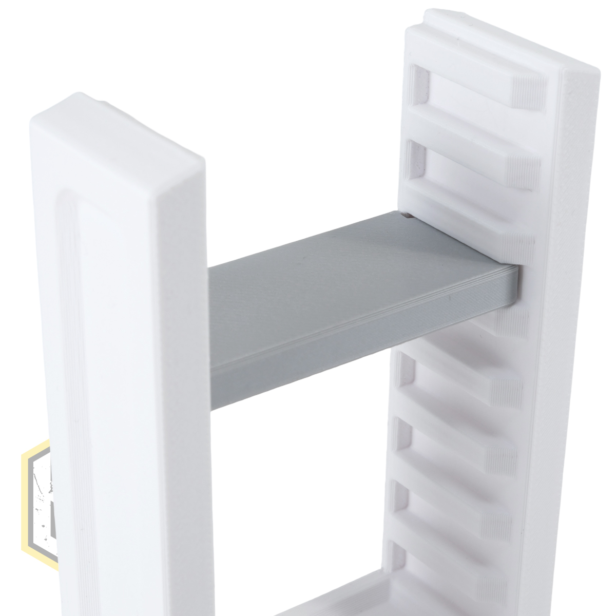 UM Pistol Stand Set White 12 jpg